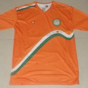 Home football shirt 2010 - 2011