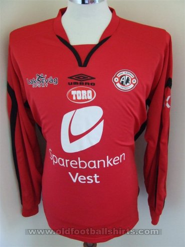 Arna-Bjornar Fotball Home football shirt (unknown year)