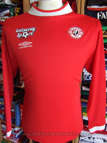Arna-Bjornar Fotball Home football shirt (unknown year)