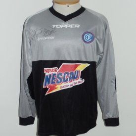 Cerro Porteño Home football shirt 2002 sponsored by Nestlé