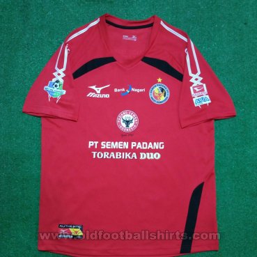 Semen Padang Home football shirt 2017 - 2018