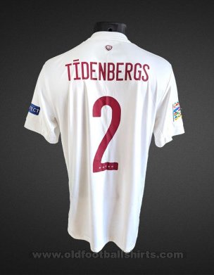 Latvia Maglia da trasferta maglia di calcio 2020 - 2022