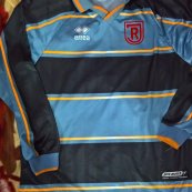 Away football shirt 2001 - 2002