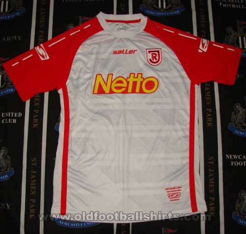 SSV Jahn Regensburg Home football shirt 2017 - 2018