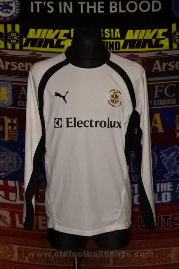 Luton Town Home football shirt 2007 - 2008