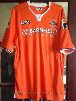 Luton Town Home futbol forması 2015 - 2016