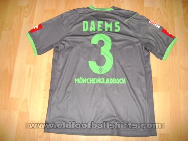 Borussia Mönchengladbach Away football shirt 2011 - 2012