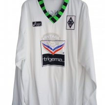 Borussia Mönchengladbach Home football shirt 1992 - 1994 sponsored by Trigema
