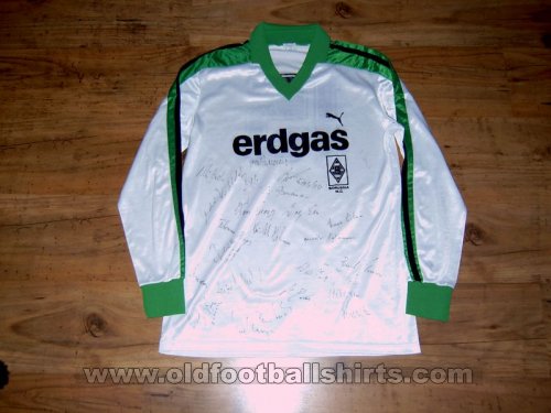 Borussia Mönchengladbach Home football shirt 1983 - 1985