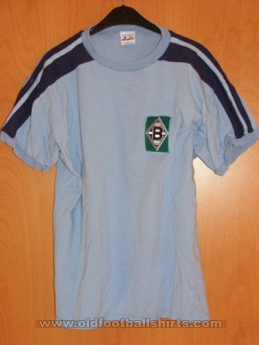 Borussia Mönchengladbach Away football shirt 1975 - 1976