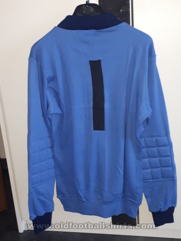 Borussia Mönchengladbach Goalkeeper football shirt 1974 - 1975
