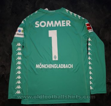 Borussia Mönchengladbach Goalkeeper football shirt 2017 - 2018
