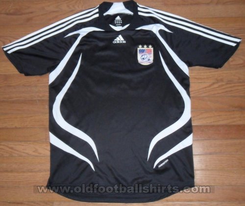 Cleveland United Home football shirt 2009 - 2010