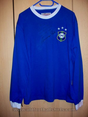 Brazil Away football shirt 1971 - 1972