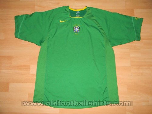 Brazil Training/Leisure football shirt 2004 - 2006