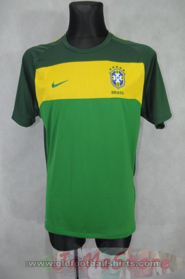 Brazil Training/Leisure football shirt 2010 - 2011