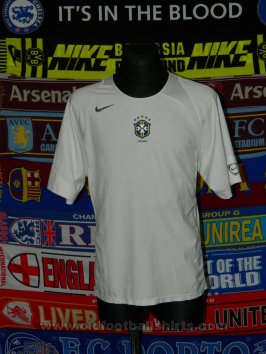Brazil Training/Leisure football shirt 2004 - 2006