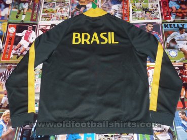 Brazil Training/Leisure football shirt (unknown year)