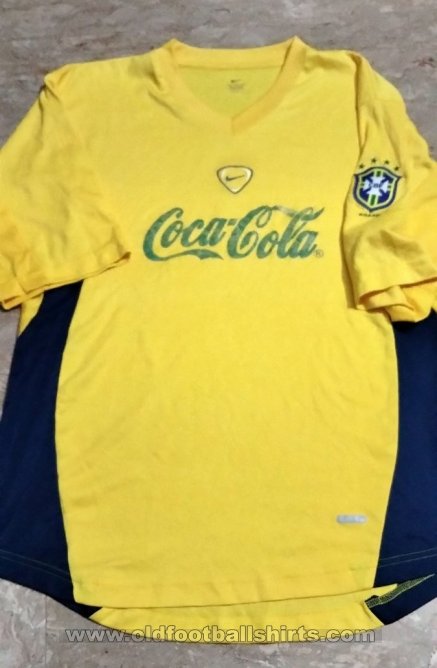 Brazil Training/Leisure football shirt 2000 - 2001