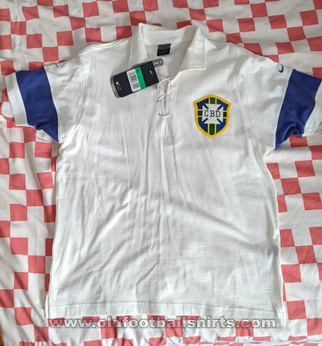Brazil Training/Leisure football shirt (unknown year)