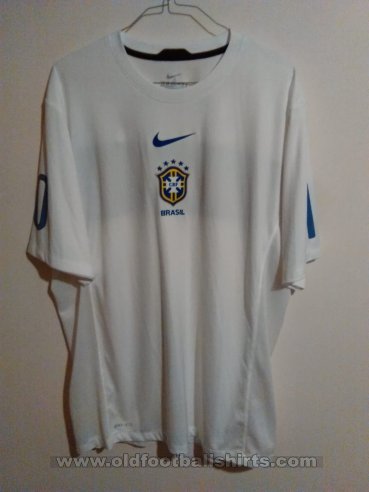 Brazil Training/Leisure football shirt (unknown year)