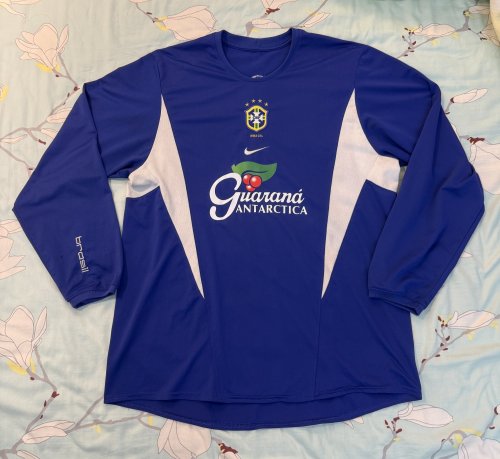 Brazil Training/Leisure football shirt 2002