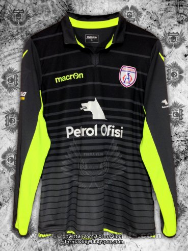 Altinordu Goalkeeper football shirt 2018 - 2019