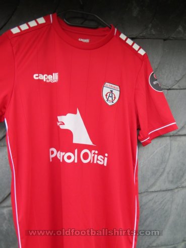 Altinordu Home football shirt (unknown year)