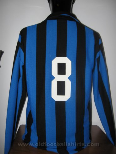 Internazionale Home Fußball-Trikots 1981 - 1982