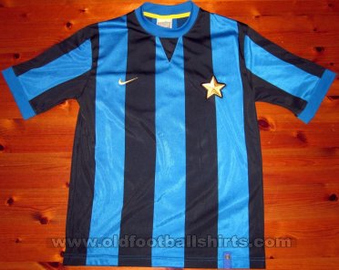 Internazionale Retro Replicas futbol forması 1970