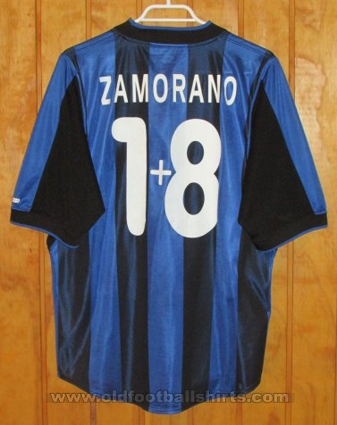 Internazionale Home חולצת כדורגל 2000 - 2001