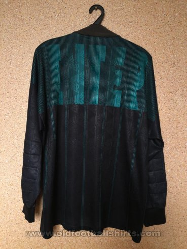 Internazionale Goalkeeper football shirt 1991 - 1992