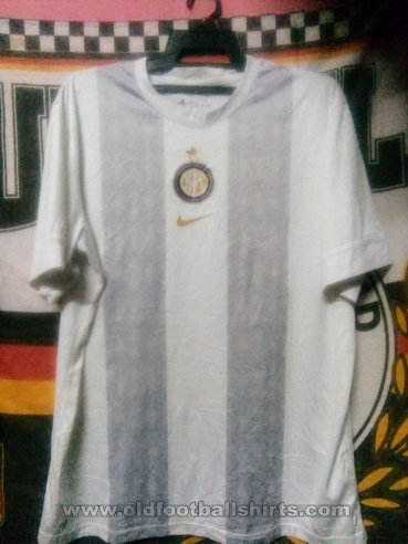 Internazionale Training/Leisure football shirt (unknown year)