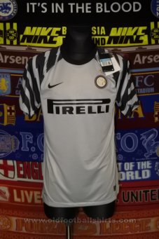 Internazionale Goalkeeper football shirt 2010 - 2011
