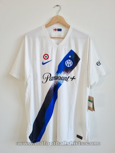 Internazionale חוץ חולצת כדורגל 2023 - 2024