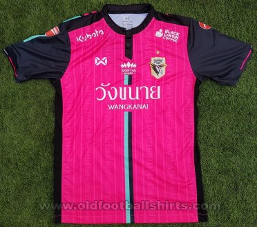 Chainat Hornbill F.C. Home football shirt 2018