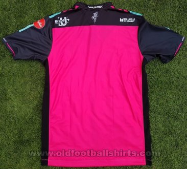 Chainat Hornbill F.C. Home football shirt 2018