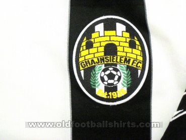 Ghajnsielem FC Home football shirt 2004 - 2005