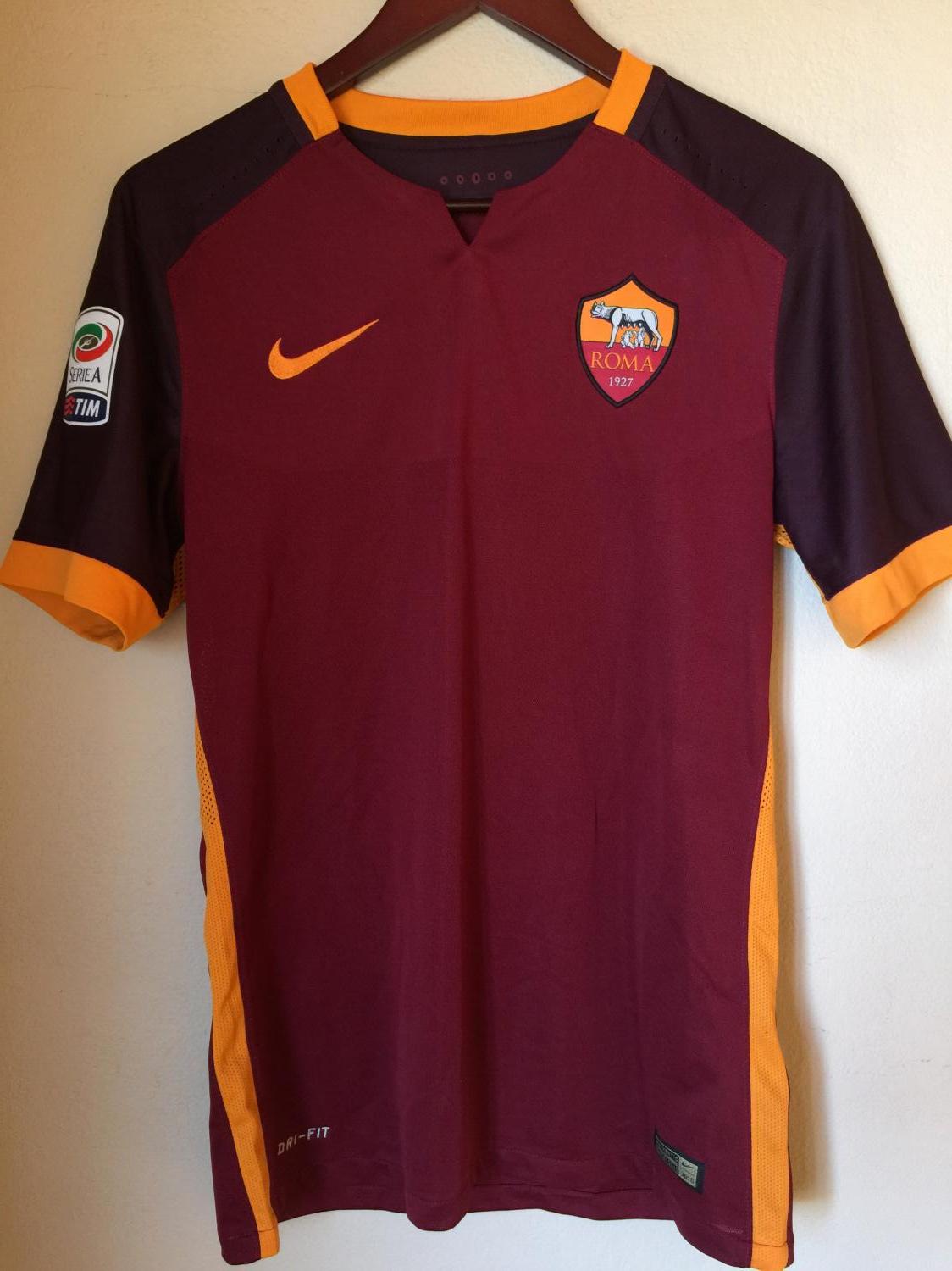 Roma Home football shirt 2015 - 2016.