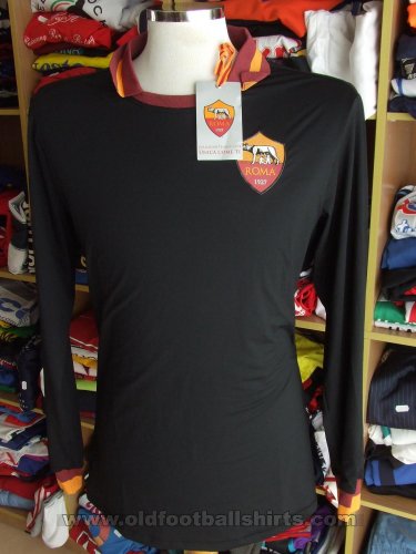 Roma Goalkeeper football shirt 2013 - 2014