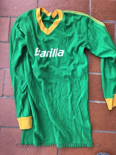 Roma Training/Leisure football shirt 1982 - 1983