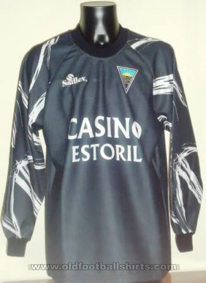 Estoril Praia Goalkeeper football shirt 2002 - 2004