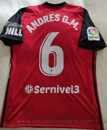 Mirandés Home football shirt 2019 - 2020