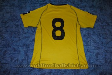 FC Hoverla Uzhhorod Home football shirt (unknown year)