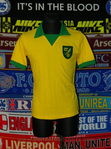 Norwich City Retro Replicas football shirt 1974 - 1976