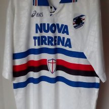 Sampdoria Home football shirt 1995 - 1996 sponsored by Nuova Tirrena