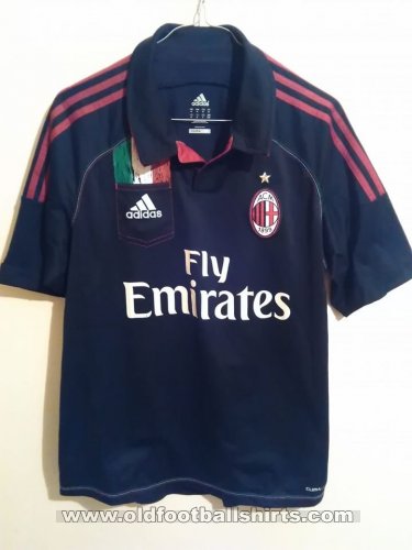 AC Milan Training/Leisure football shirt (unknown year)
