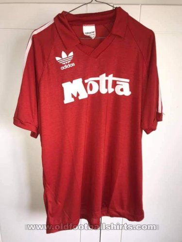 AC Milan Training/Leisure football shirt 1992 - 1993