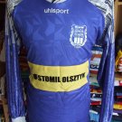 Away football shirt (unknown year)
