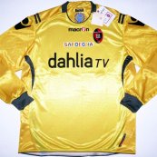 Goalkeeper football shirt 2010 - 2011
